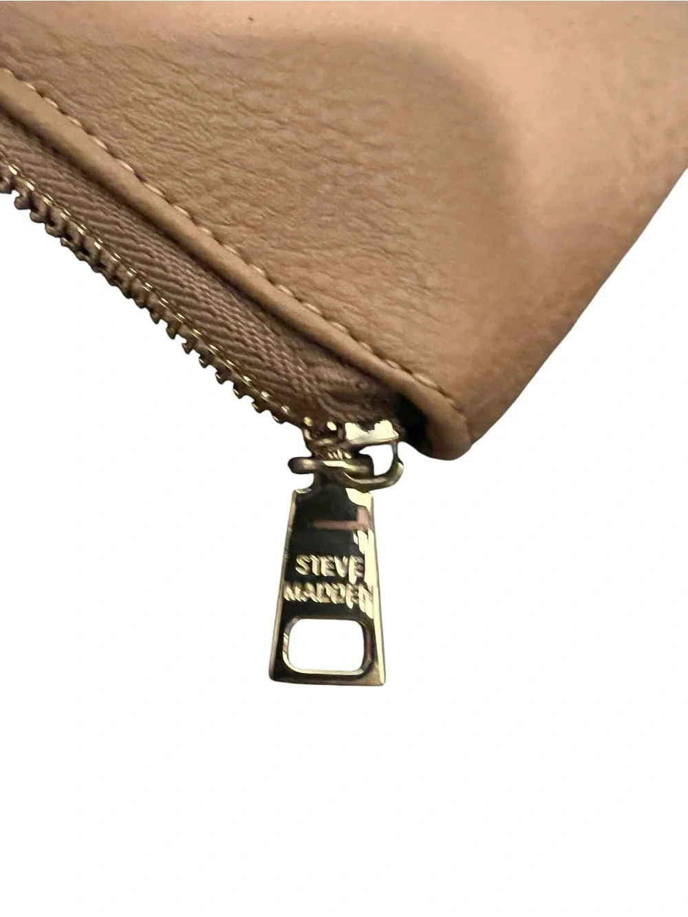 Steve Madden selling their cute